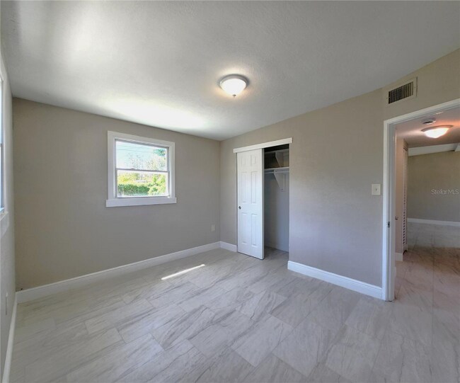 Photo - 8562 94th Ave