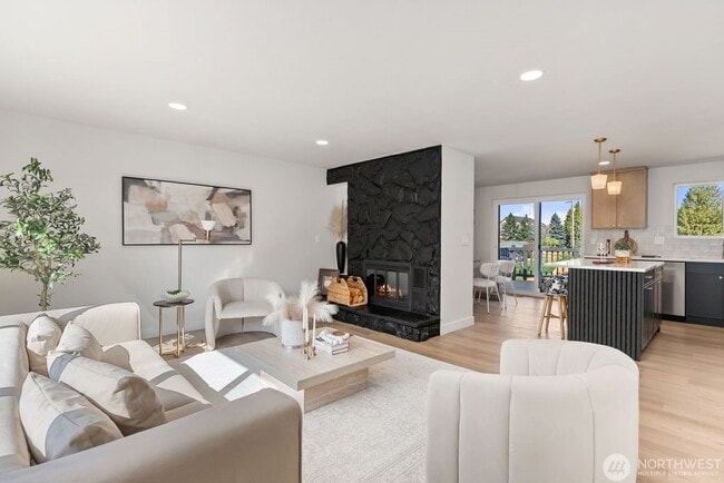 Photo - 11602 SE 210th Pl