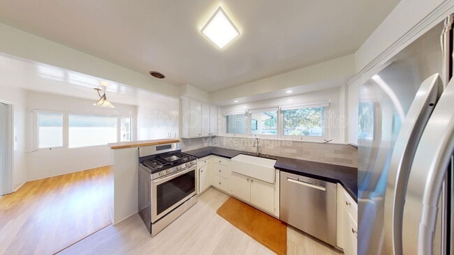 Photo - 4335 Ridgeway Dr