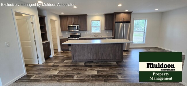 Photo - 151 E Jerome Dr