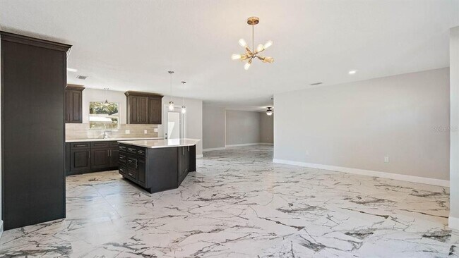 Photo - 2318 39th Ave N