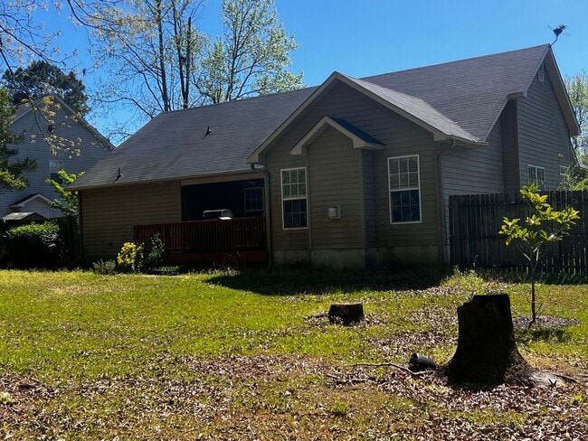 Photo - 106 Dunwoody Dr