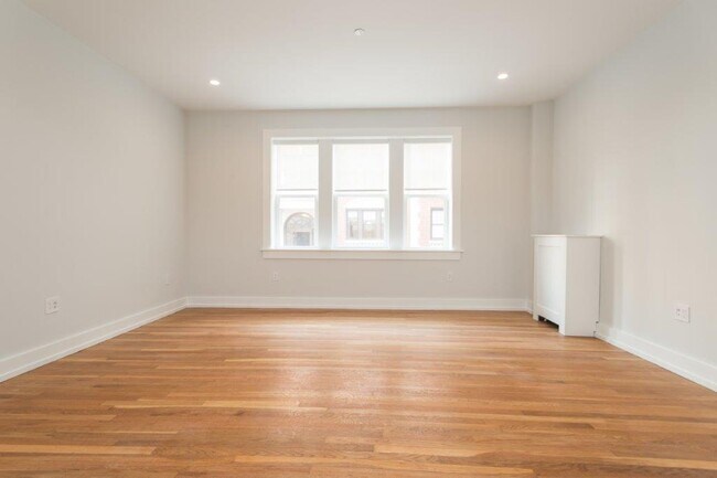 Photo - 16 Forest St Unit 02