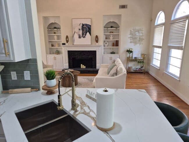 Photo - 4315 Rosemont Dr