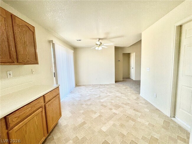 Photo - 1040 Marne Ct Unit C