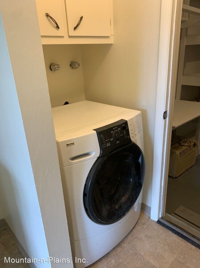 2 br, 1 bath House 1020 McHugh Rental For Rent in Fort Collins, CO