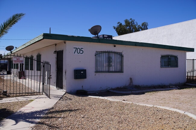 Photo - 705 Morgan Ave Unit 1