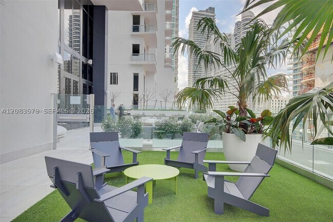 Photo - 1010 Brickell Ave Unit 1710