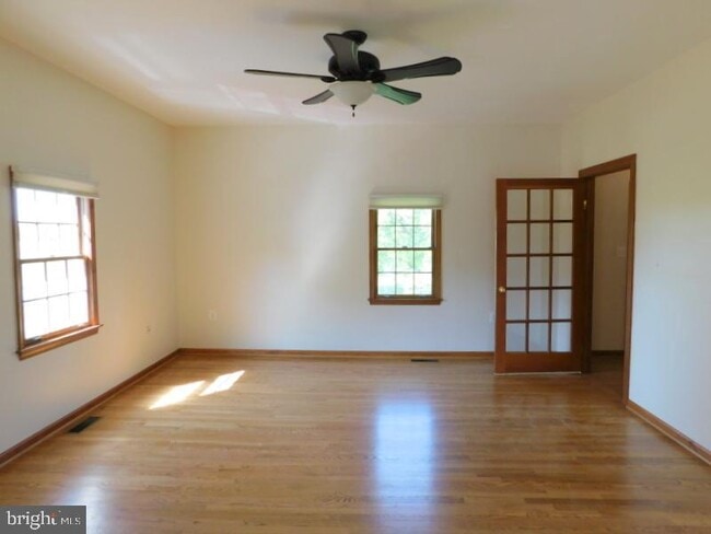13886 Berlin Turnpike