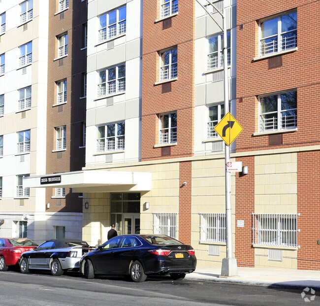 entrance - Webster Commons Apartments