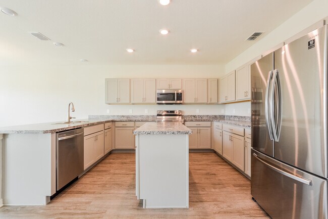 Photo - 1015 Corso Dr