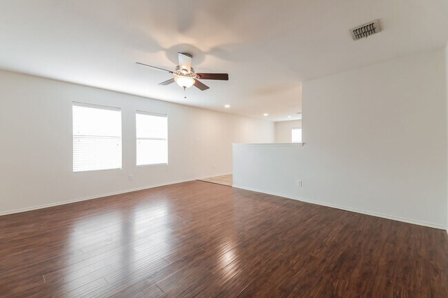 Photo - $1,850 4 Bed/2 Bath/2 Garage Ready for Move-in Home in Woodland Creek