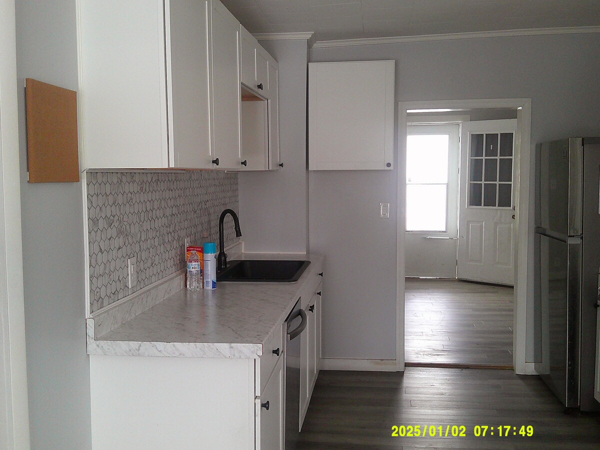Photo - 408 W Willett St Unidad #1 Lower