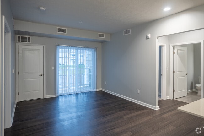 2 BR, 2 BA