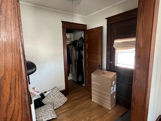 Photo - 3332 Grand Ave S