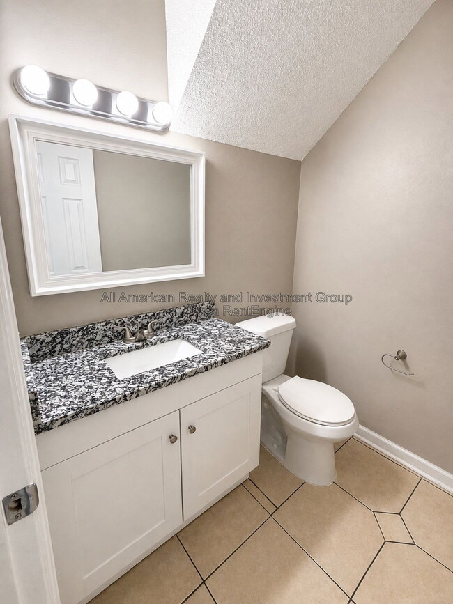 Photo - 939 Tanager Rd Unidad 8
