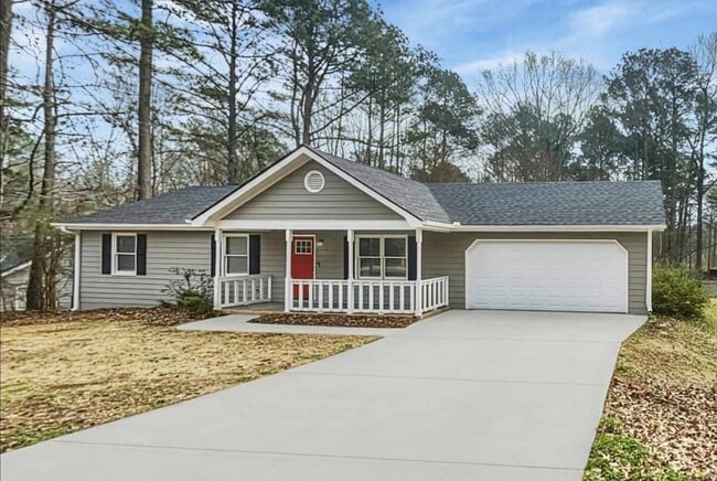 Building Photo - 301 E Country Woods Dr