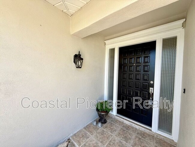 Photo - 14903 Imperial Point Dr N