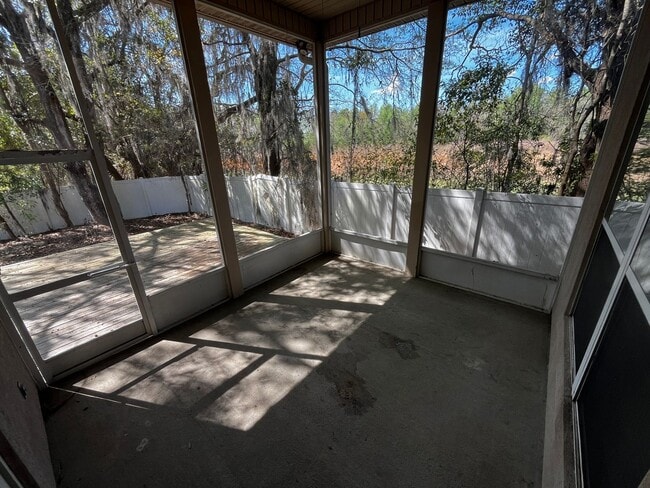 Photo - 4 bed / 2.5 bath in Middleburg