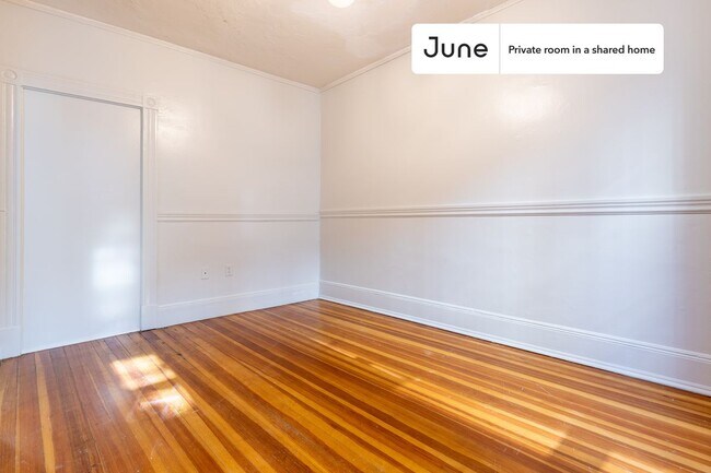 Photo - Room in Shared 3 bed/1 bath home Unidad A