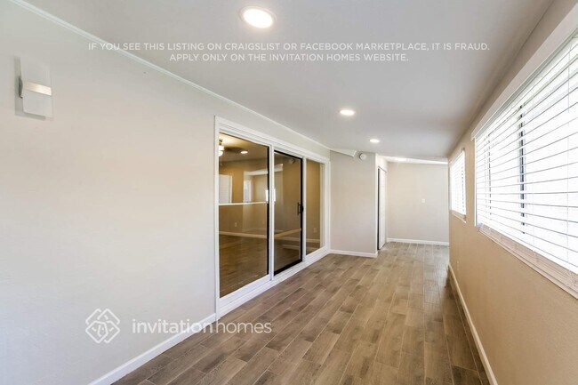 Photo - 3415 W Elm St