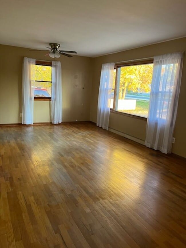 Photo - 2 bed 1 bath home for rent