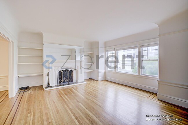 Building Photo - Unit