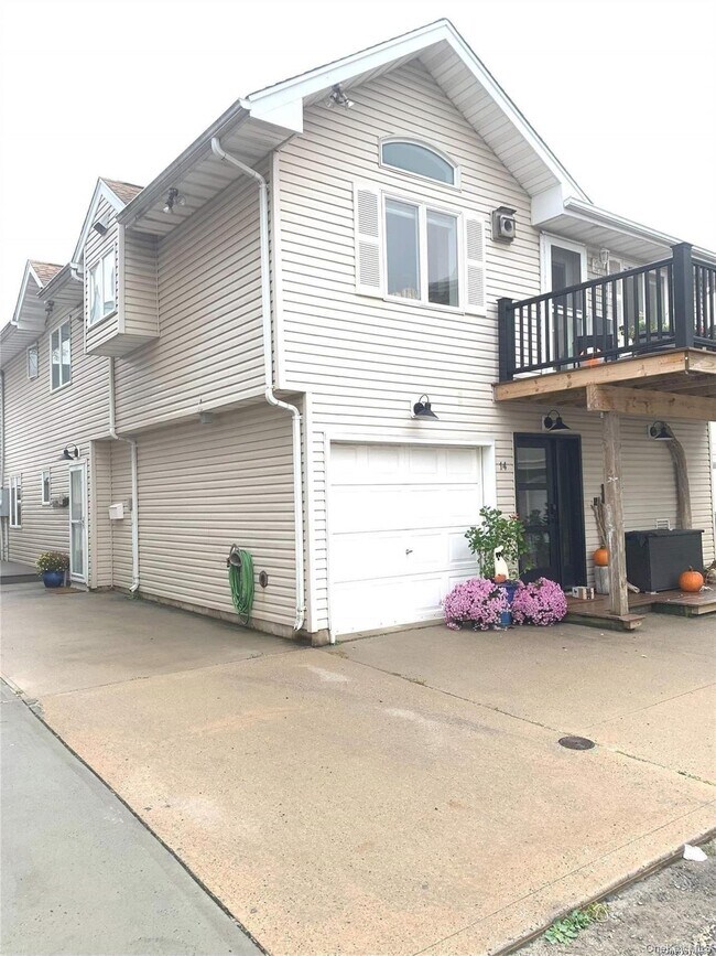 14 Kentucky St Unit 2