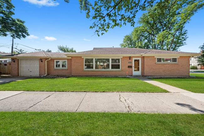 Building Photo - 1621 S Crescent Ave Rental