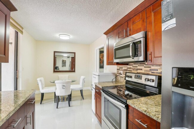Photo - 7153 Promenade Dr Unit 202