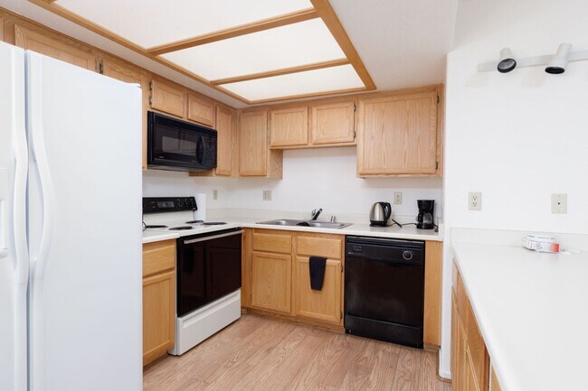 Photo - Rock Springs 2 lower unit