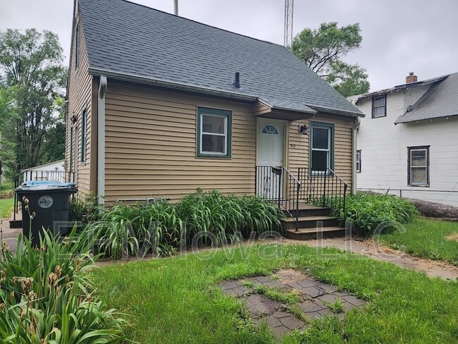 Building Photo - 432 Gable St Rental