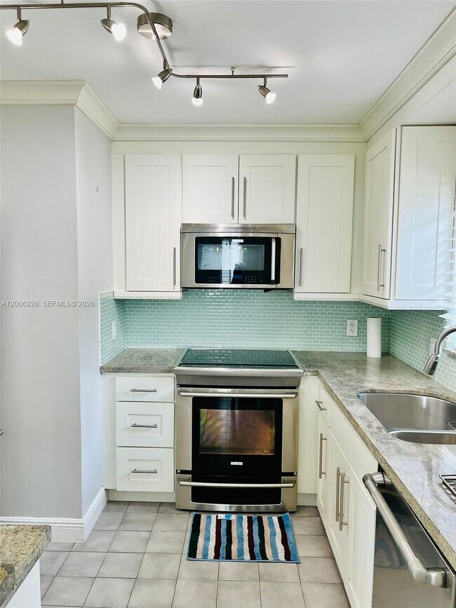 Photo - 2036 SW 57th Ct