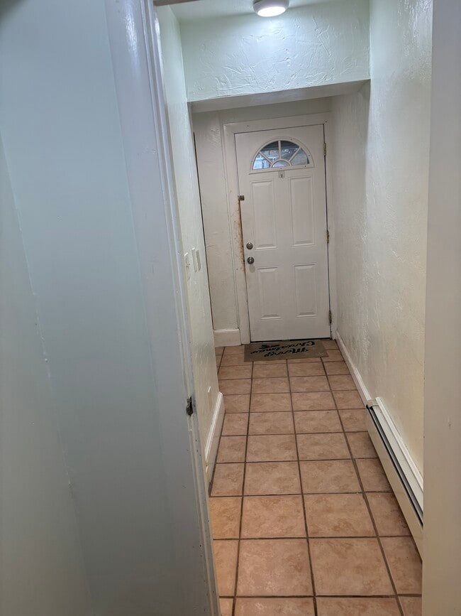 Photo - 103 Essex St