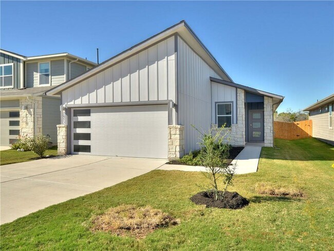 Building Photo - 7512 Daves Landing Dr