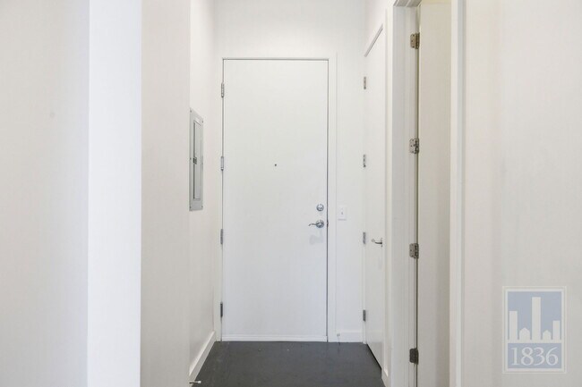 Photo - 507 Sabine St Unidad 703