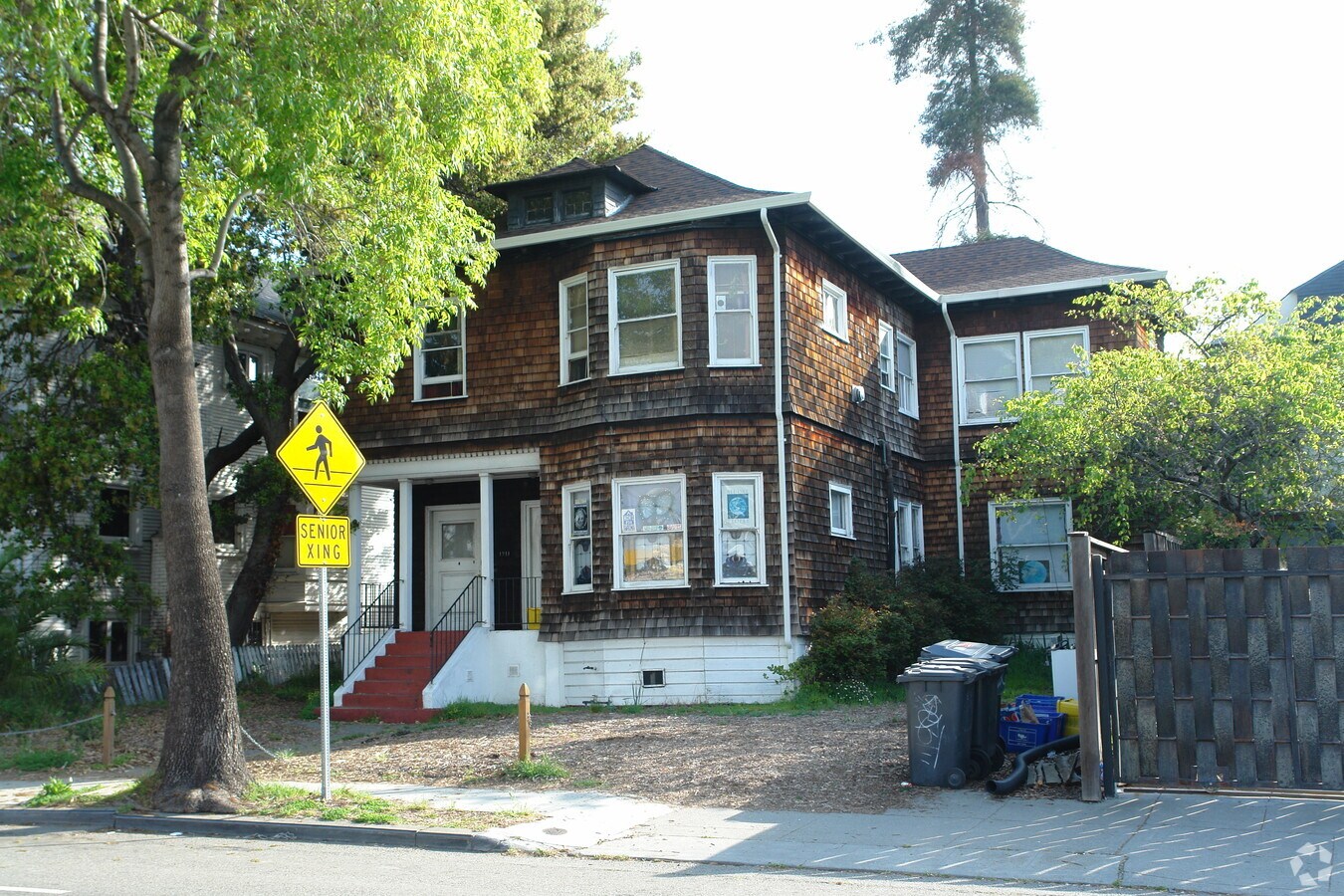 Photo - 1911 Martin Luther King Jr Way Apartments