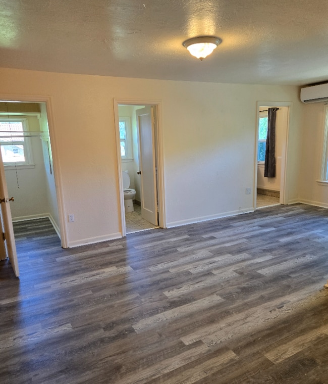 Photo - 636 S Palouse St Apartment Unit 10