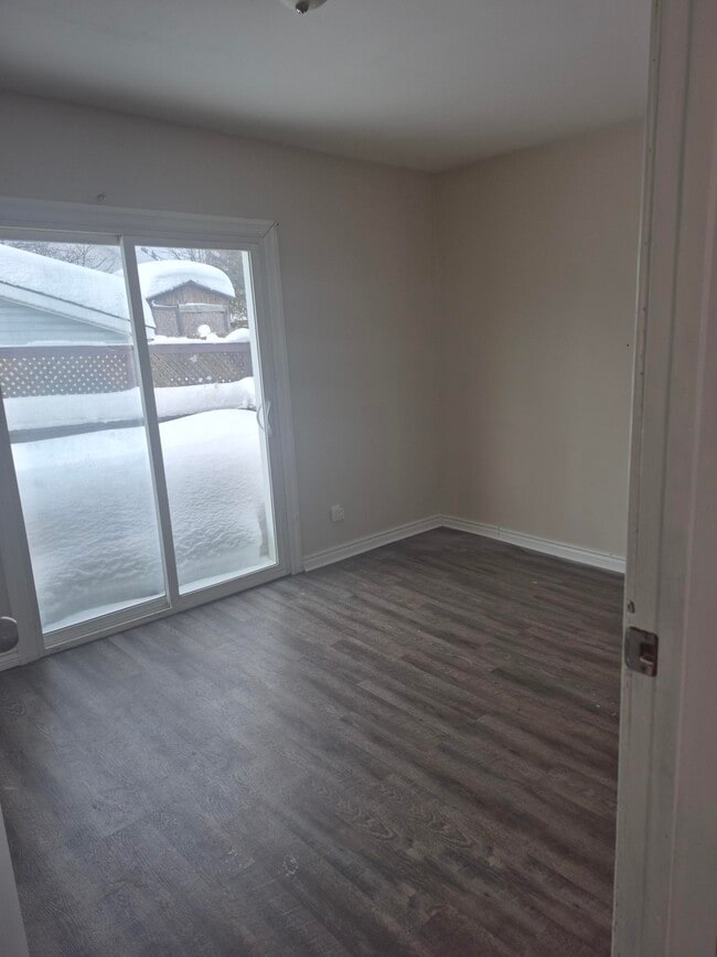 Photo - 2 Bed / 1 Bath Home in Sault Ste. Marie – $1,999/month + Utilities