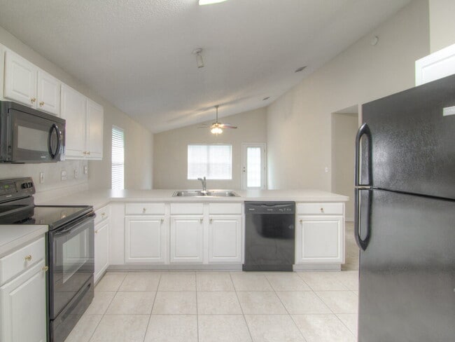 Photo - 7317 Ironside Dr E