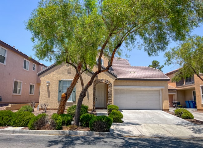 Building Photo - **COMING SOON 07/18/2025**UPDATED 4 Bedroo... Rental