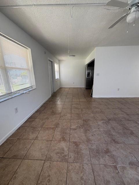 Photo - 3680 SW 60th Ave Unidad 2