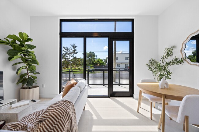 2 Bedroom 2 Bathroom - Living Room