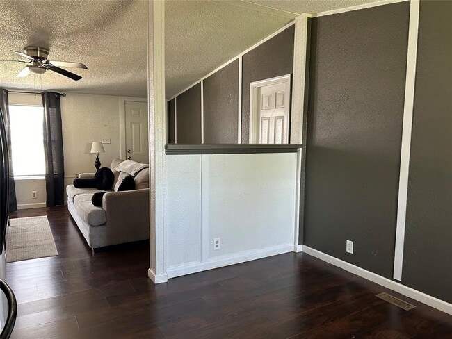 Photo - 3234 Cantabrian Dr
