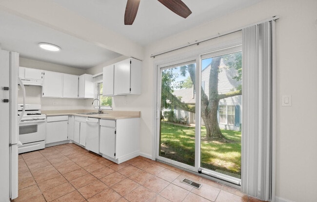 Photo - 2651 Country Oaks Ct