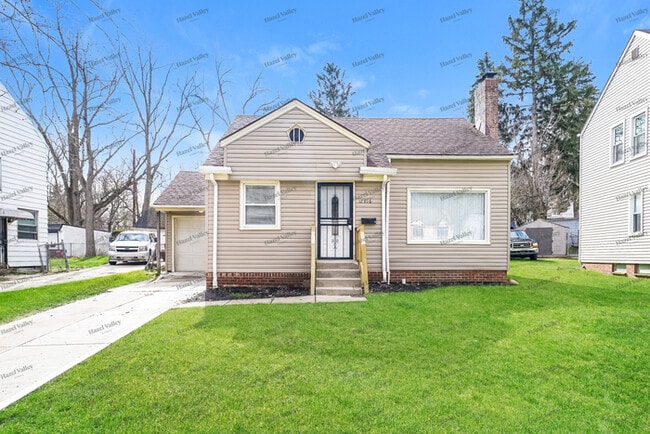 Building Photo - 17916 North Blvd