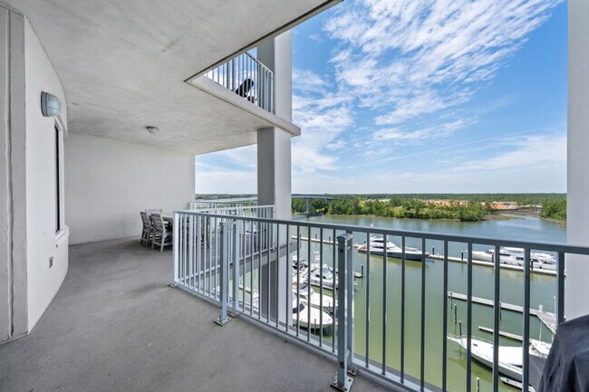 4851 Wharf Pkwy E Unidad SI FL7-ID1388522P
