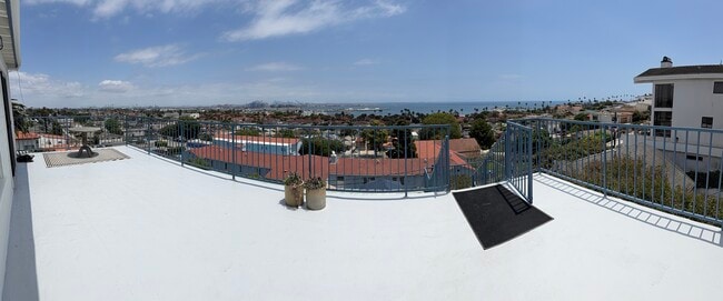 Massive Views from private deck - 3325 S Carolina St Apartments Unit #4