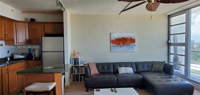 Photo - 1720 Harrison St Unit 10G