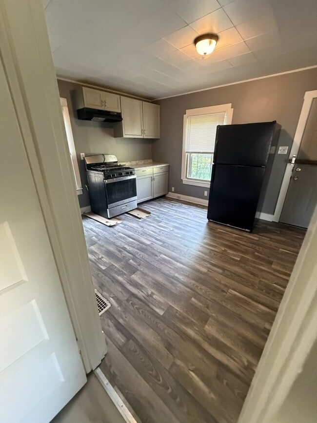 Photo - Cozy 3BR/1Ba house with unfinished basement